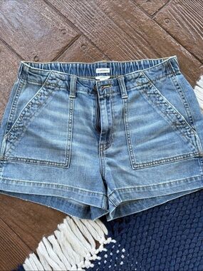 Aerie Elastic Waist Light Blue Denim Women’s Shorts
